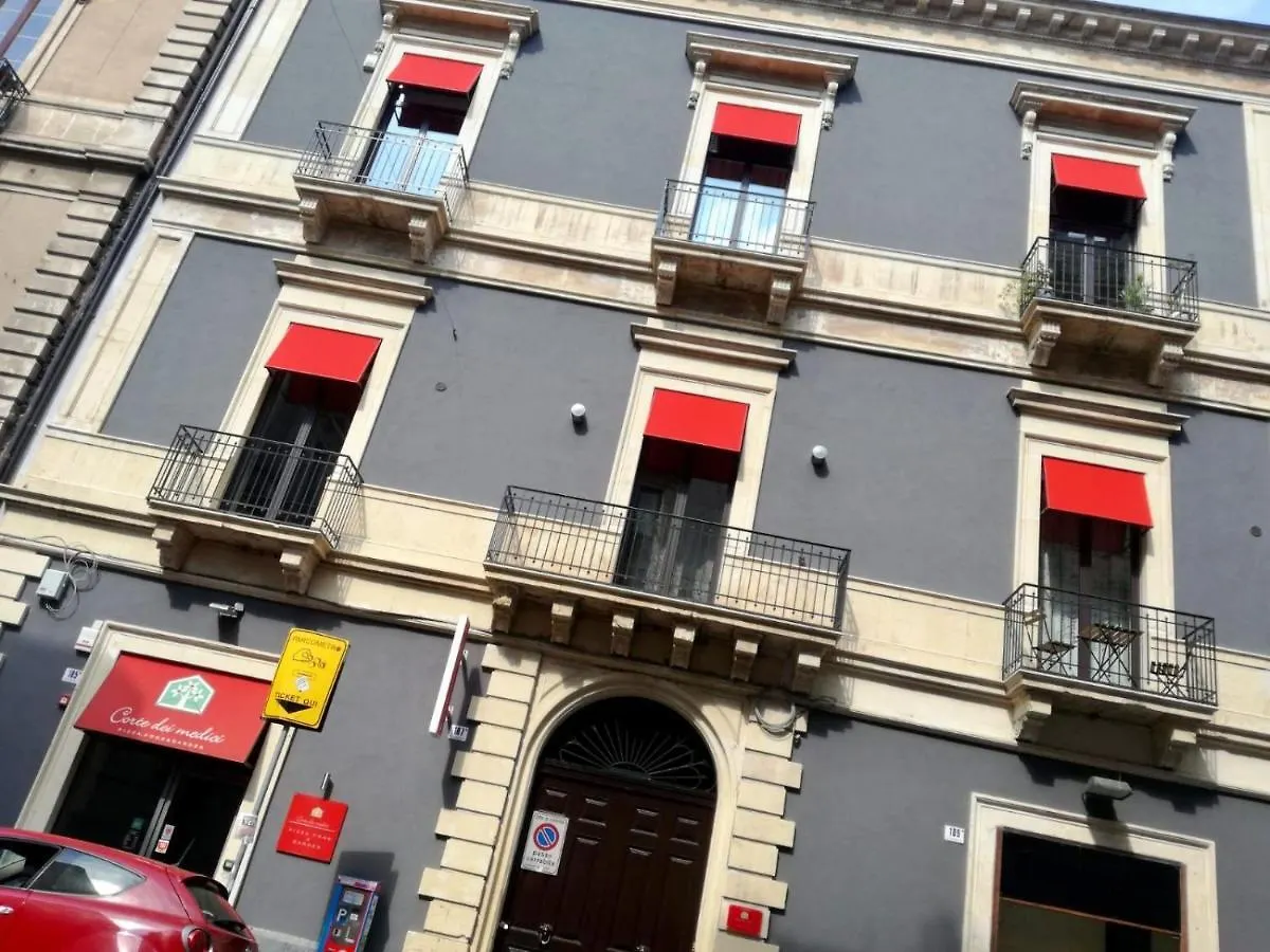 Corte Dei Medici - Palace Catânia Casa de hóspedes